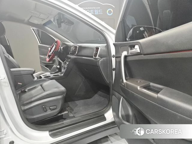 Kia Sportage The Bold 2019 Серебряный из Кореи, фото 5