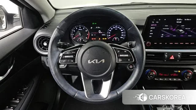 Kia The New K3 2nd generation 2021 Белый из Кореи, фото 5