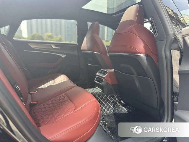 Audi A7L 2025 Черный из Китая, фото 5