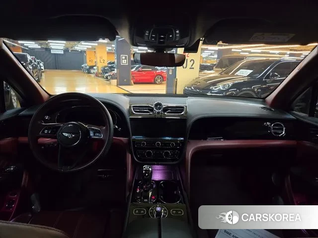 Bentley Bentayga 2021 Черный из Кореи, фото 5