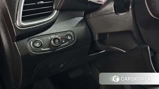 Chevrolet (GM Daewoo) The New Trax 2019 Красный из Кореи, фото 5