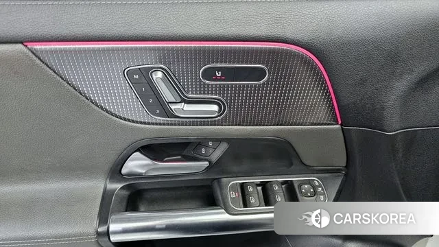 Mercedes-Benz EQA H243 2022 Белый из Кореи, фото 5