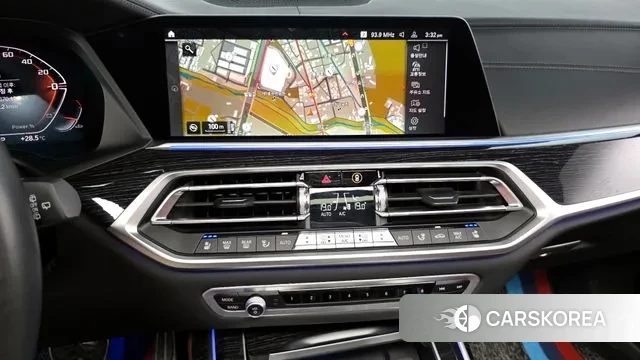 BMW X7 (G07) 2022 Белый из Кореи, фото 5