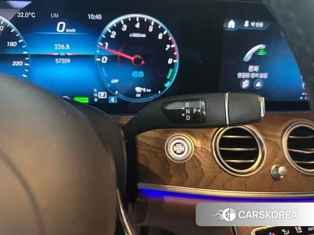 Mercedes-Benz E-Class W213 2021 Белый из Кореи, фото 5