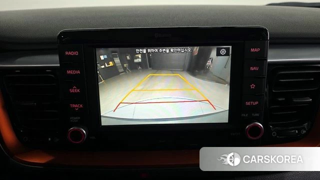 Kia Stonic 2019 Белый из Кореи, фото 5