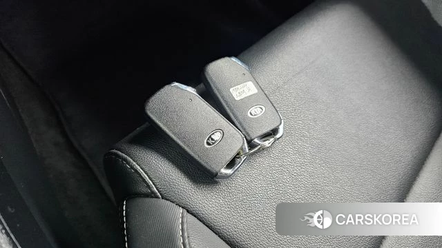 Kia Sportage The Bold 2020 Серебристо-серый из Кореи, фото 5