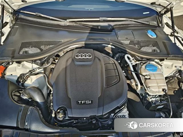 Audi A7 2018 Белый из Китая, фото 5