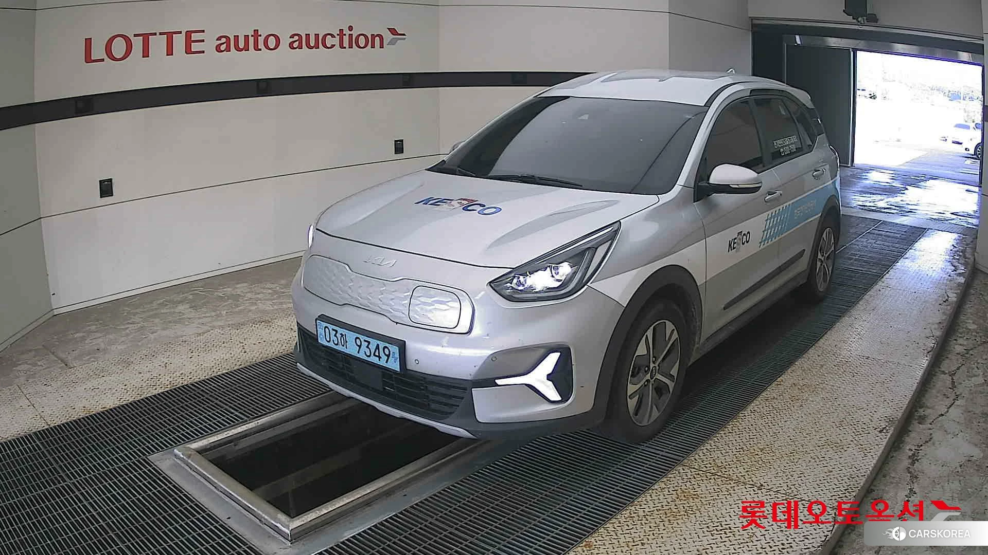 Kia Niro Plus 2023 Sparkling Silver из Кореи, фото 5