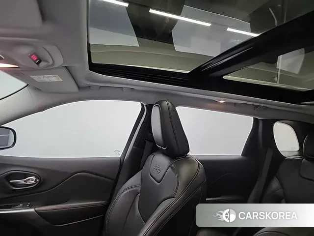 Jeep Cherokee (KL) 2018 Черный из Кореи, фото 5