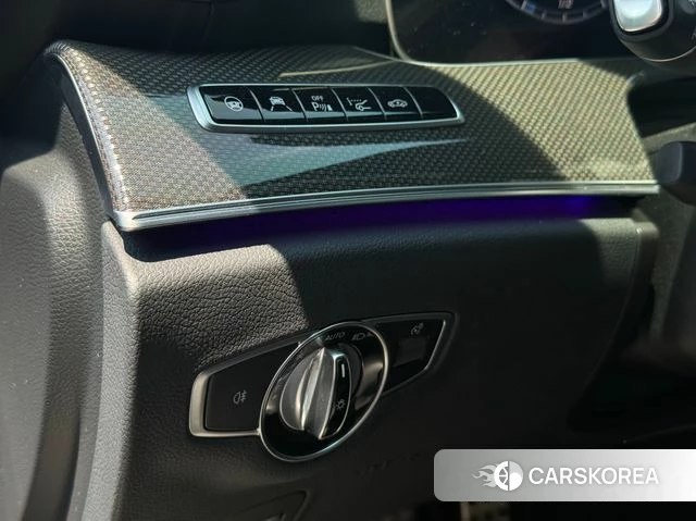 Mercedes-Benz E-Class W213 2020 Синий из Кореи, фото 5