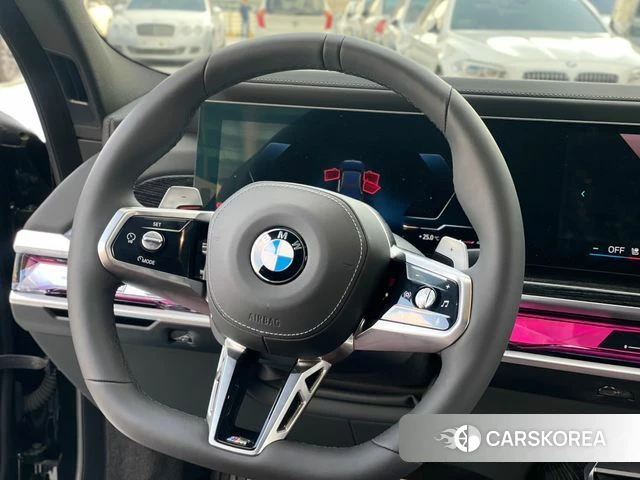BMW 7 Series (G70) 2025 Черный из Кореи, фото 5
