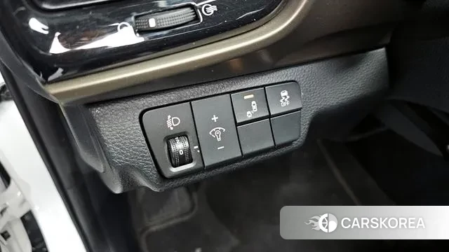 Kia Stonic 2018 Белый из Кореи, фото 5