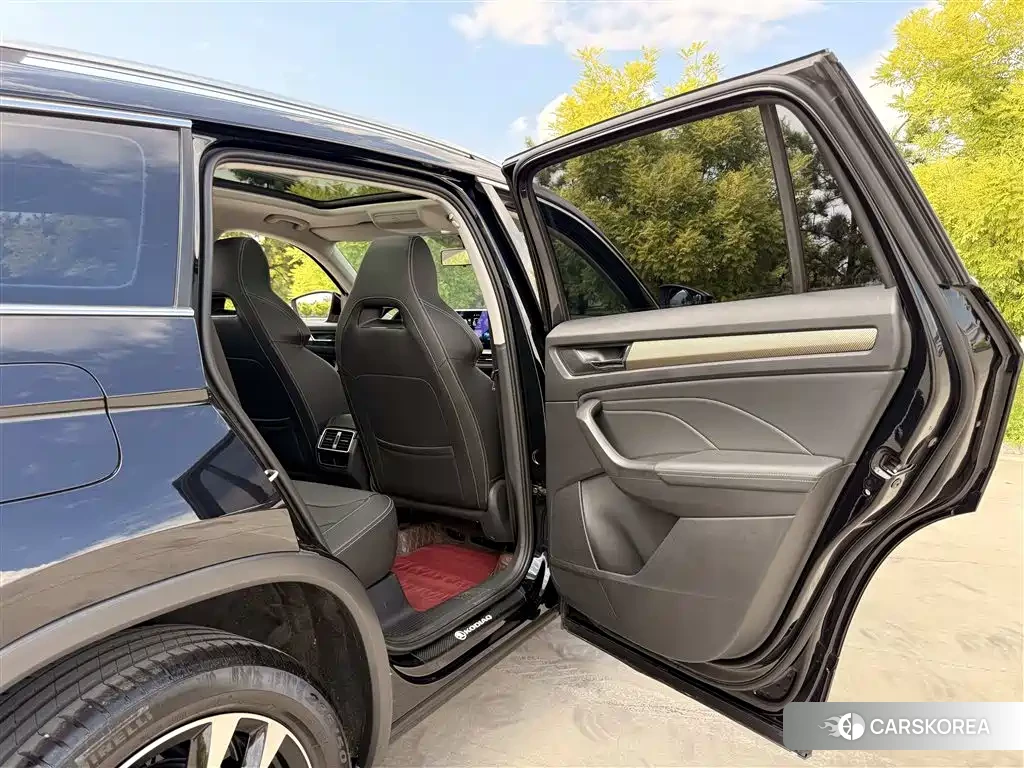 Skoda Kodiaq 2023 Черный из Китая, фото 5
