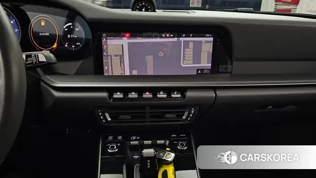 Porsche 911(992) 2020 Желтый из Кореи, фото 5