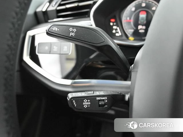Audi Q3 (F3) 2025 Белый из Кореи, фото 5