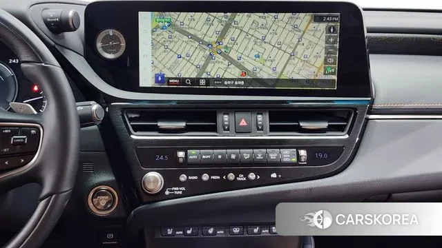 Lexus ES300h 7th generation 2023 Серый из Кореи, фото 5