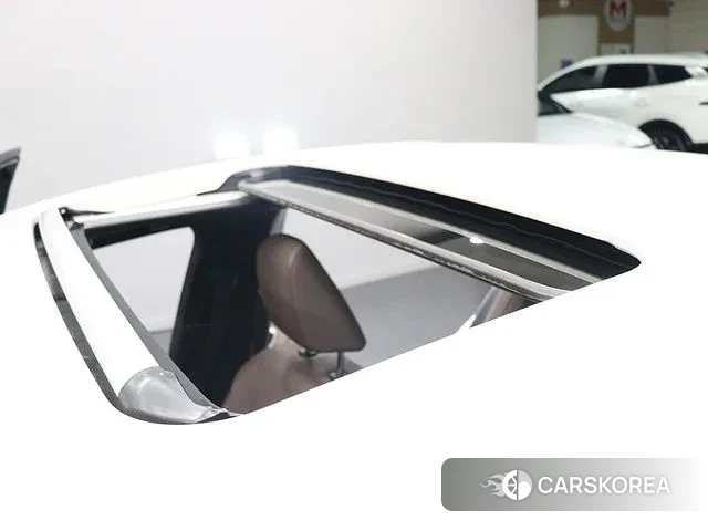 Lexus ES300h 7th generation 2024 Белый из Кореи, фото 5