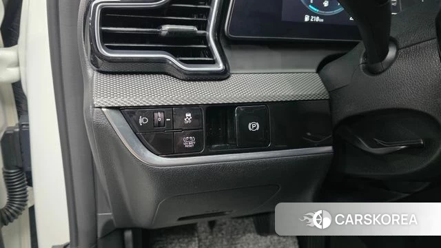 Kia Sportage 5th Generation Hybrid 2021 Белый из Кореи, фото 5
