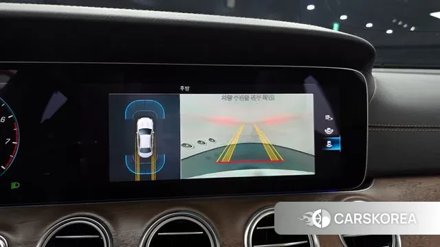 Mercedes-Benz E-Class W213 2021 Белый из Кореи, фото 5