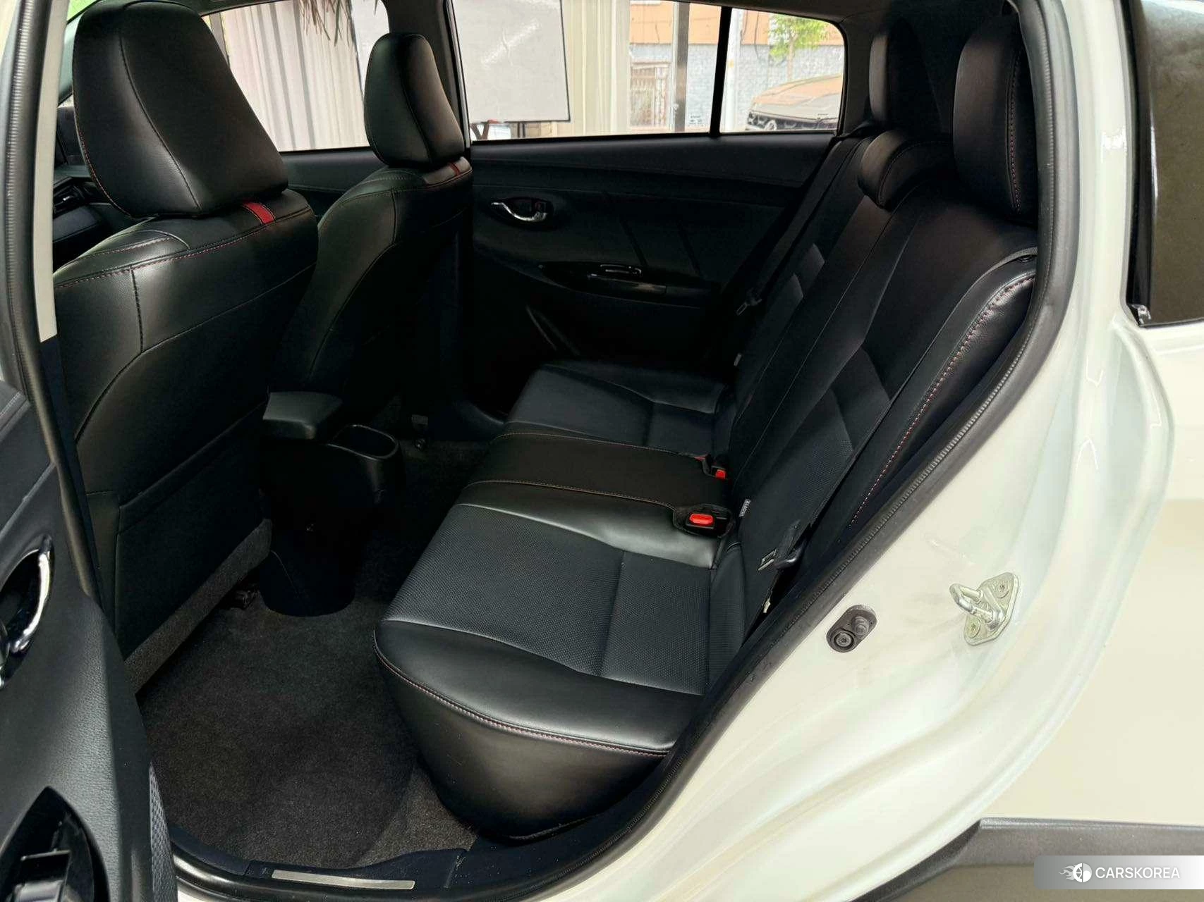Toyota Yaris L 2021 Белый из Китая, фото 5