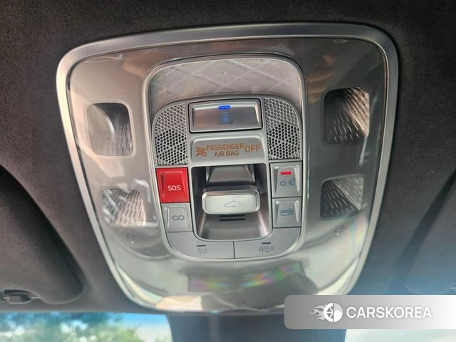 Genesis GV70 2023 Белый из Кореи, фото 5