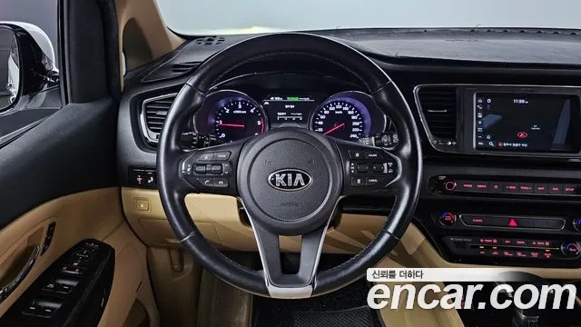 Kia The New Carnival 2019 Белый из Кореи, фото 5