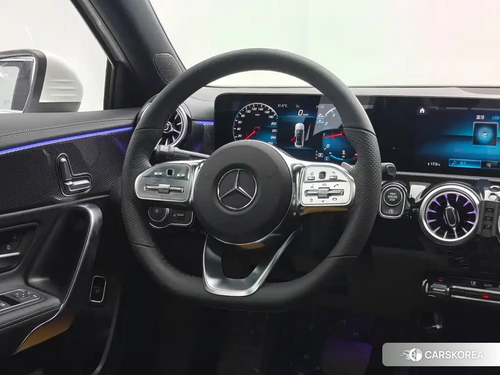 Mercedes-Benz A-Class 2023 Белый из Китая, фото 5