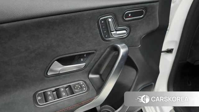 Mercedes-Benz A-Class W177 2025 Белый из Кореи, фото 5