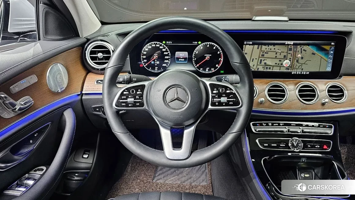 Mercedes-Benz E-Class W213 2019 Серебристо-серый из Кореи, фото 5