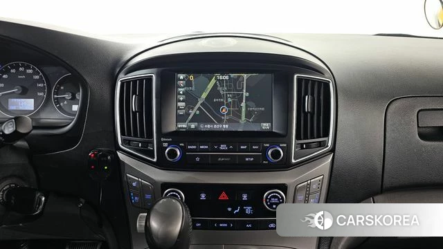 Hyundai The New Grand Starex 2018 Желтый из Кореи, фото 5