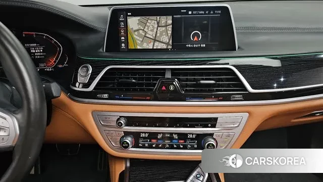 BMW 7 Series (G11) 2020 Серый из Кореи, фото 5