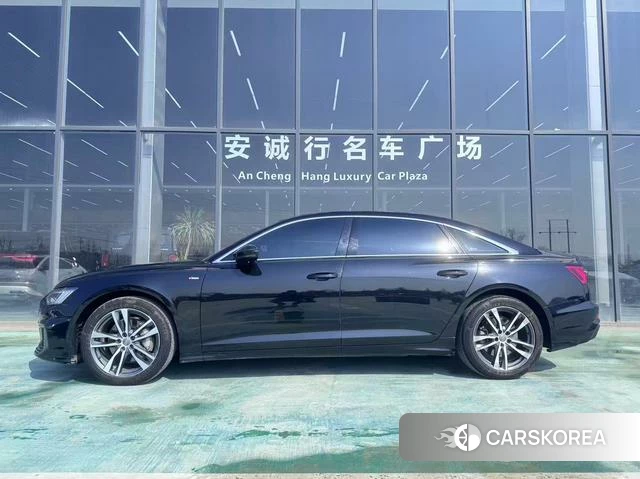 Audi A6L 2021 Черный из Китая, фото 5