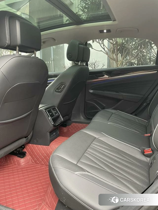 Volkswagen Passat 2022 Черный из Китая, фото 5