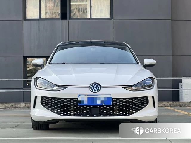Volkswagen Lingdu 2024 Белый из Китая, фото 5