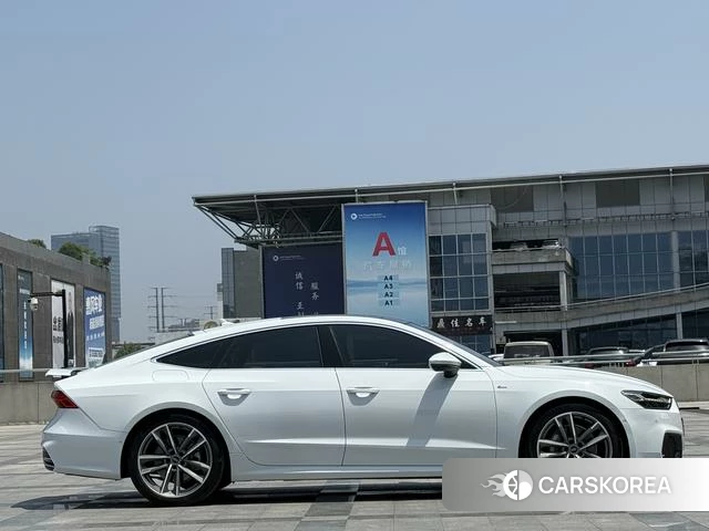 Audi A7 2024 Белый из Китая, фото 5