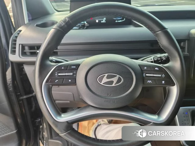 Hyundai Staria 2024 Черный из Кореи, фото 5