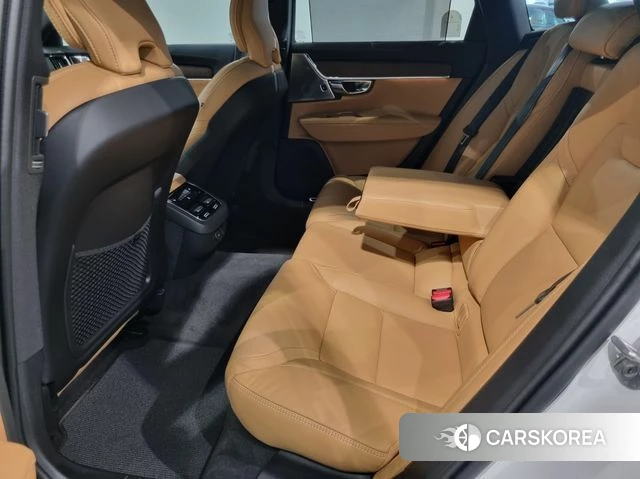 Volvo V90 Cross-Country 2025 Белый из Кореи, фото 5