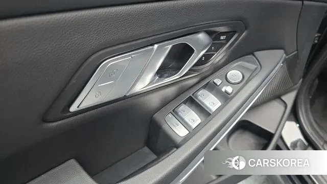 BMW 3 Series (G20) 2022 Черный из Кореи, фото 5