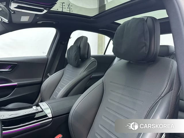 Mercedes-Benz C-class PHEV 2024 Белый из Китая, фото 5