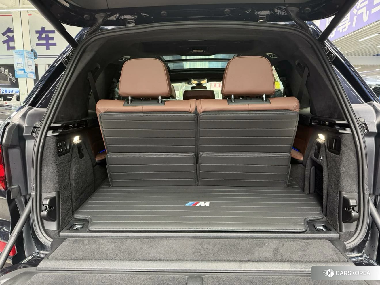 BMW X7 2020 Черный из Китая, фото 5