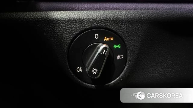 Volkswagen 7th Generation of Jetta 2023 Серебряный из Кореи, фото 5