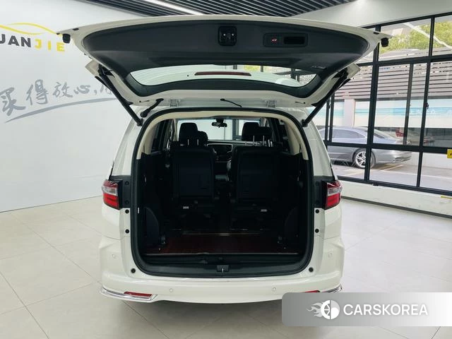 Honda Odyssey 2021 Белый из Китая, фото 5