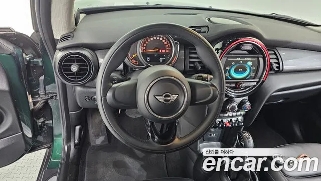 Mini Cooper 2018 Зеленый из Кореи, фото 5