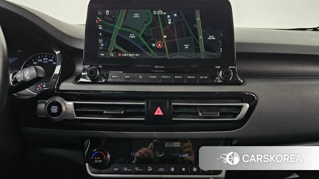 Kia Seltos 2022 Белый из Кореи, фото 5