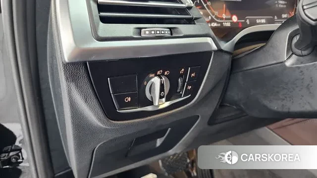 BMW X4 (G02) 2023 Черный из Кореи, фото 5