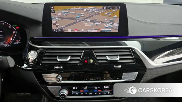 BMW 5 Series (G30) 2019 Серый из Кореи, фото 5