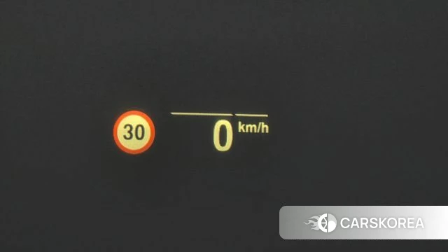 BMW 5 Series (G30) 2023 Белый из Кореи, фото 5