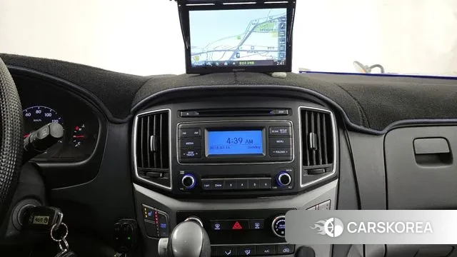 Hyundai The New Grand Starex 2018 Желтый из Кореи, фото 5