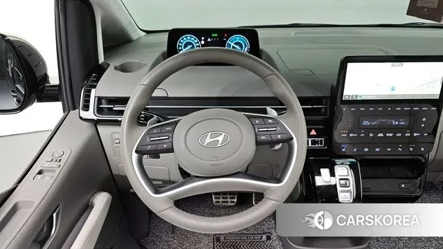 Hyundai Staria 2024 Черный из Кореи, фото 5