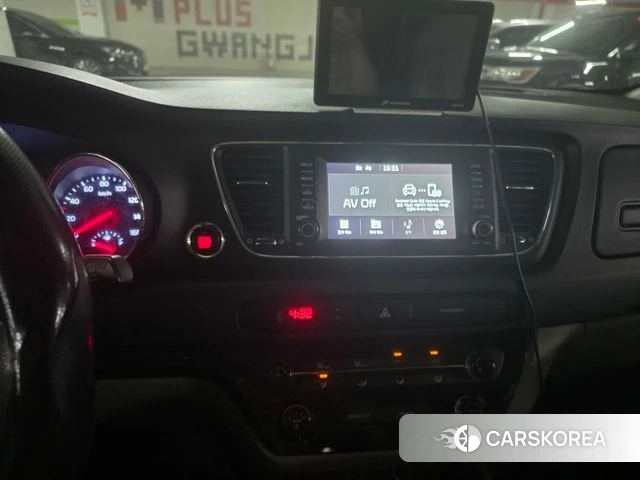Kia The New Carnival 2019 Серый из Кореи, фото 5